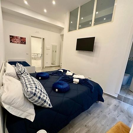 Gloves Rooms Naples Exterior photo